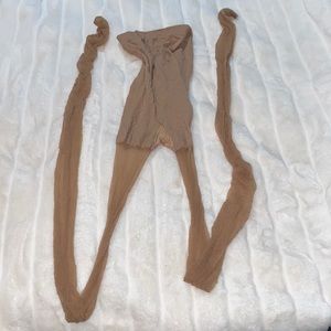 NWOT Sheer Nude Pantyhose